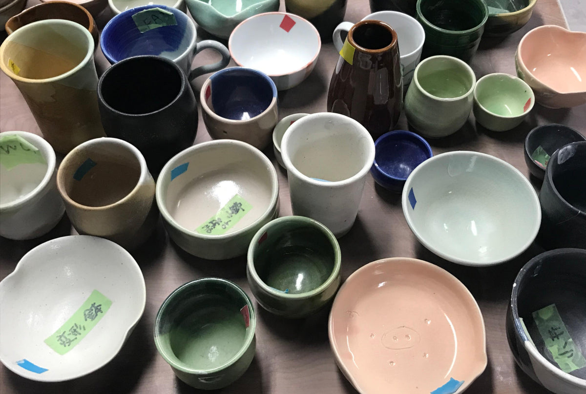 陶芸 ウェッジウッド ハイグローブ カップu0026ソーサー2客セット＋ケーキ皿