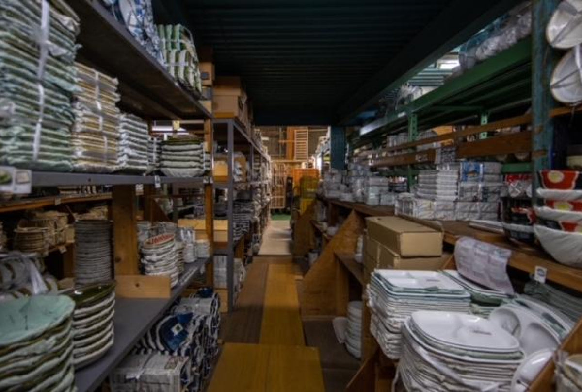 Suzuka Co., Ltd. | 瀬戸焼振興協会